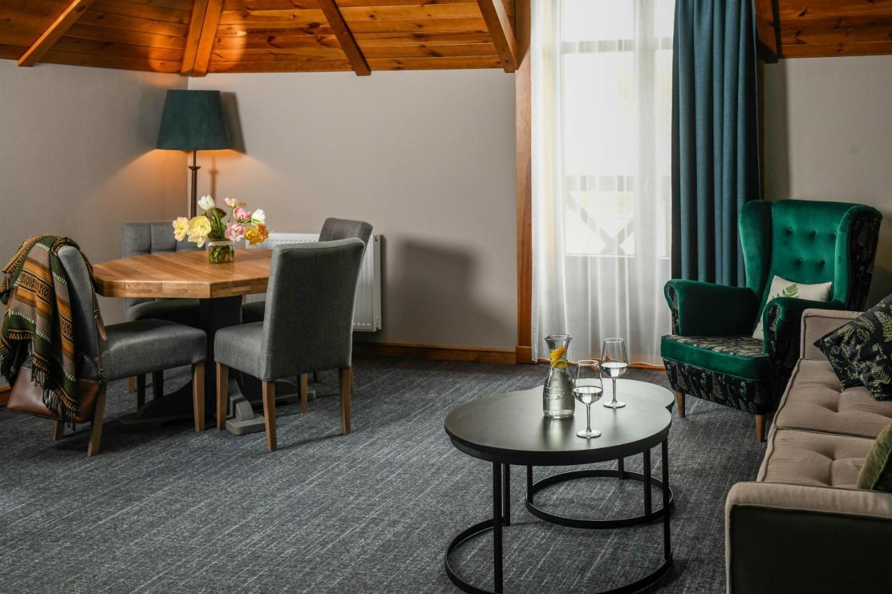 Folwark Lekuk Hotel Łękuk Mały Eksteriør billede
