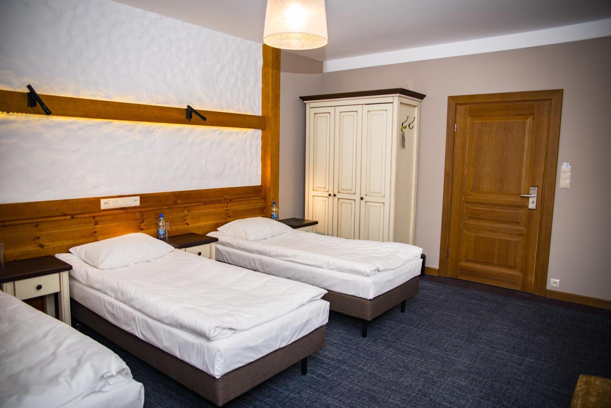 Folwark Lekuk Hotel Łękuk Mały Eksteriør billede