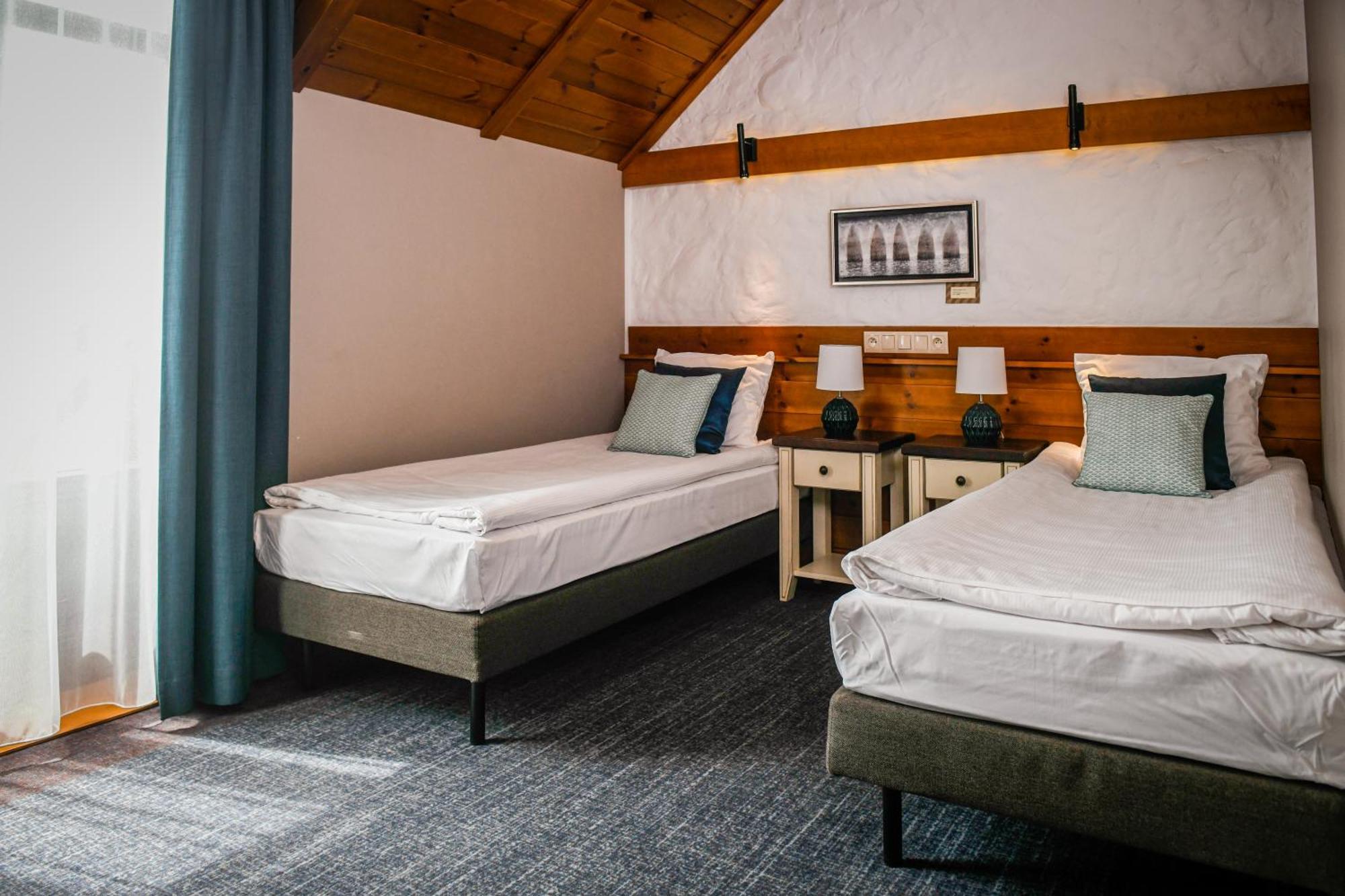Folwark Lekuk Hotel Łękuk Mały Eksteriør billede